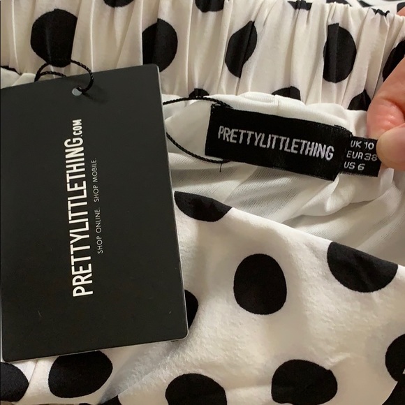 Pretty Little Thing polka dot capris - Picture 3 of 3